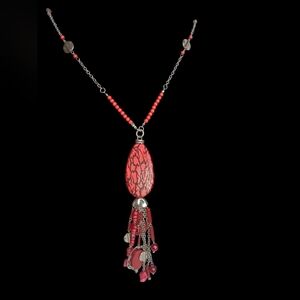 Elegant Red Pendant Necklace